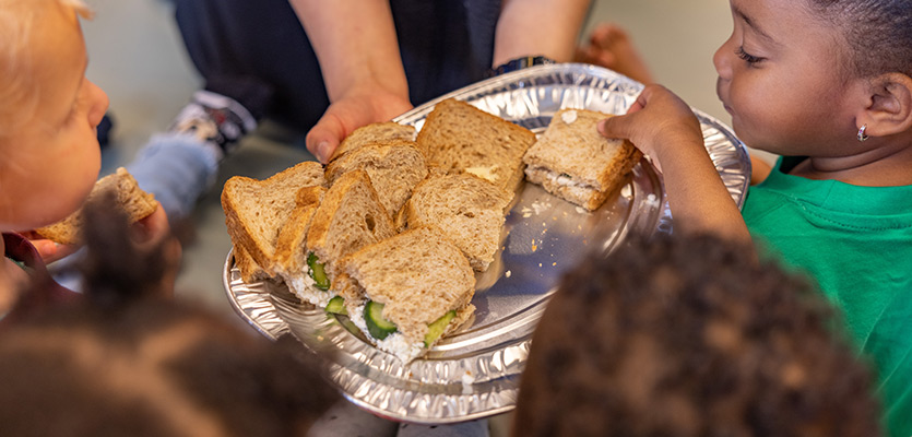 Gezonde leefstijl | jonge kind | spelenderwijs bewegen | Confriends | trainingen kinderopvang | lekker Fit!